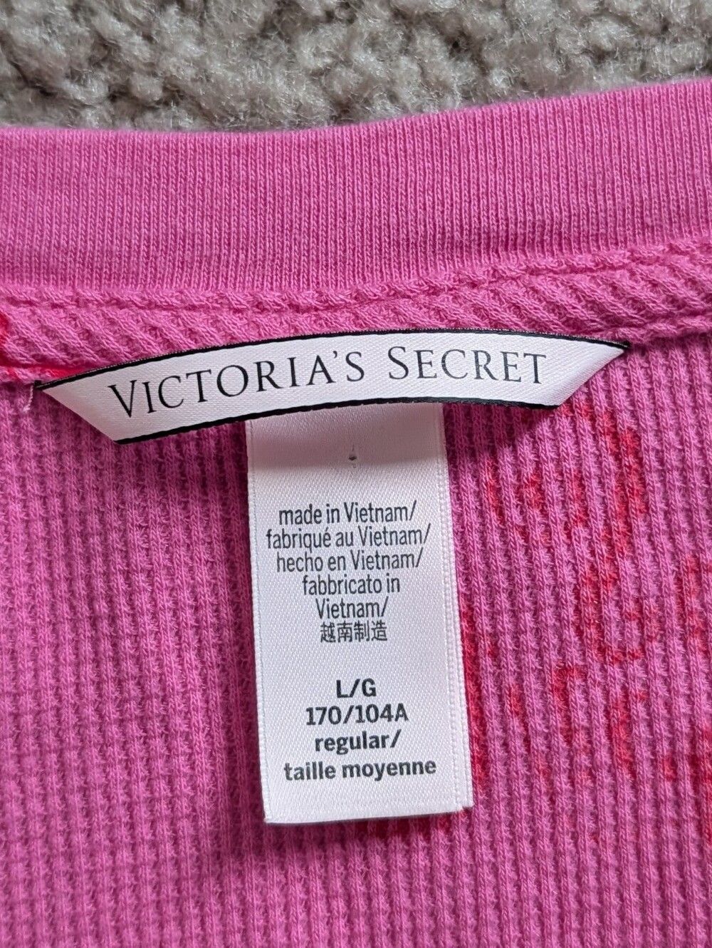 Victoria's Secret Womens Pink Script Logo Lightweight Thermal PJ Top Size Large - Picture 6 of 10